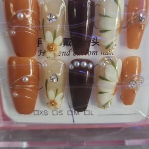 Elegant Floral Press-On Nails Set - Orange, Cream, and Black
